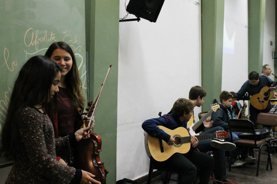 785873408111006 566464146549728946 n